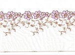 Schweizer Stickerei, weiss, mit zartlila Blumen als Stickerei.